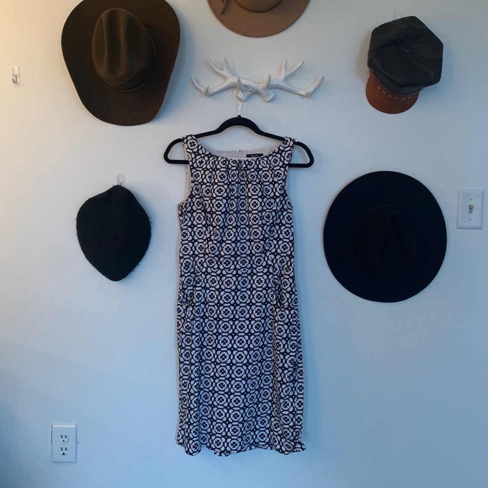 Chaps black and white pencil dress